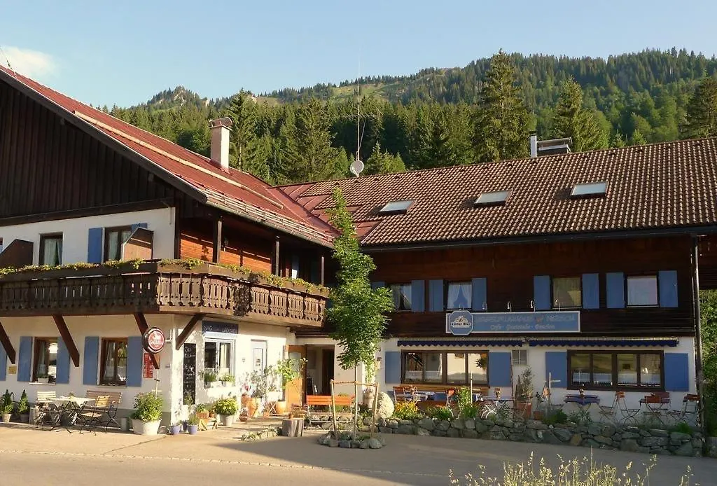 Hotel Nagelfluhhaus Hirsch à Gunzesried