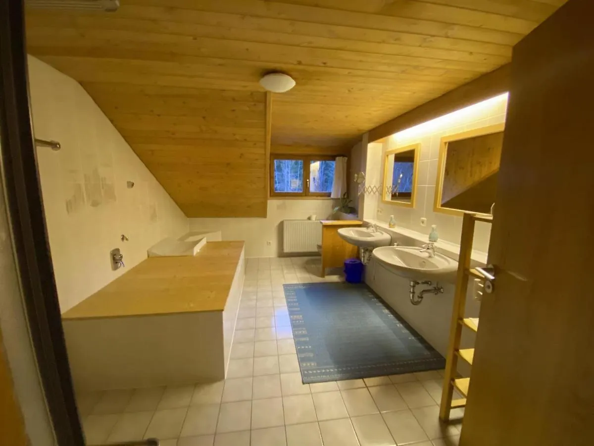 Hotel Nagelfluhhaus Hirsch à Gunzesried Allemagne